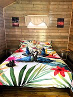 Red Hibiscus Villas