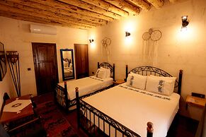 ASTARTE HOTEL