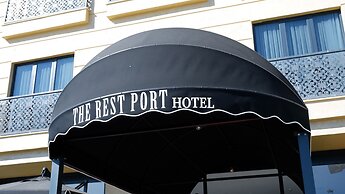 The Rest Port Hotel