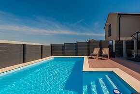 Villa NiA