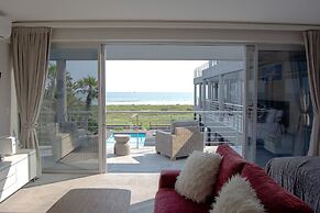 Atlantic Palms