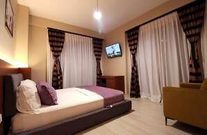 6 Milje Hotel