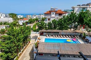 6 Milje Hotel