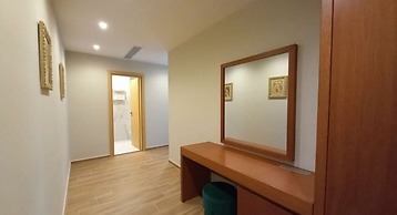 6 Milje Hotel