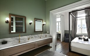 ATHINAIDOS QUARTERS BY K&K
