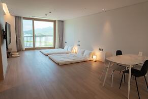 C-ONE Island Hotel & Resort Jaeundo 