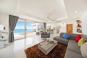 Villa the wave