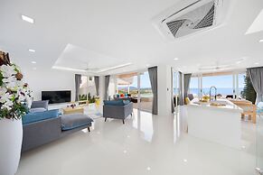Villa the wave
