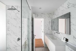 Villa the wave