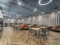 Mercure Pakenham