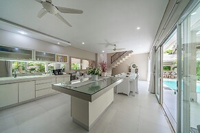 Villa Bali OM Center