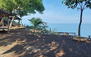 Bukit Shoka Top View Camp