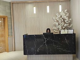 Al Faris Suite 2