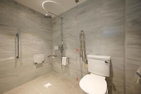 Spark by Hilton Luton