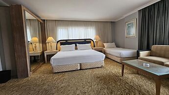 Sever Suites Hotel