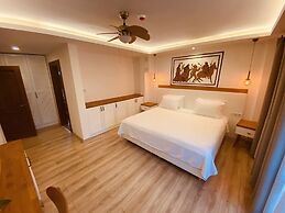 In Ephesus Otel and Art Galery