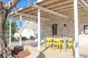 TD Trulli Albapetra Pool Olive Trees