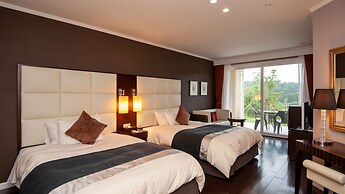 camel hotel resort