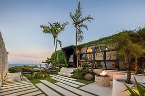 Airship Bali by Alex Villas