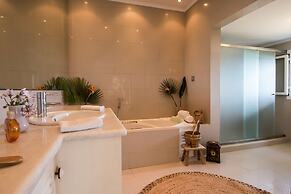 Azzuro Beach House