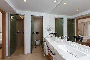 Aloe Boutique Hotel