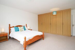 Rent My Spa Home With Pool Table, Hottub and Sauna