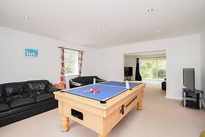 Rent My Spa Home With Pool Table, Hottub and Sauna