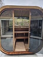 Rent My Spa Home With Pool Table, Hottub and Sauna