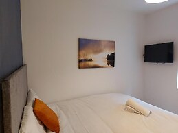 4 Eyre Square Lane