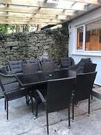 6 Eyre Square Lane