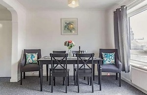 Lovely Apartment 1 King 4 Single Beds