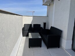 Marvelous 4 Room Penthouse W14-W15