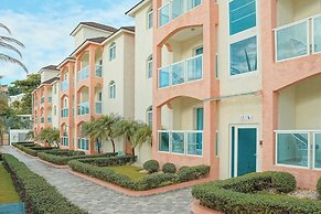 Ria Aparta Hotel