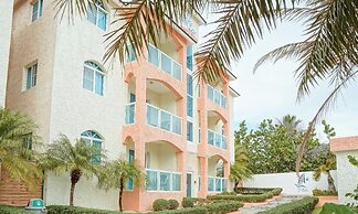 Ria Aparta Hotel