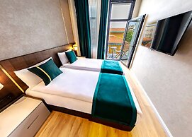Costera Hotel