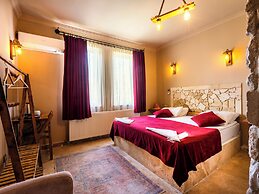 Ala Stone Hotel