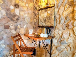 Ala Stone Hotel