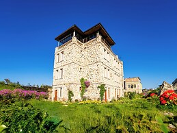 Ala Stone Hotel