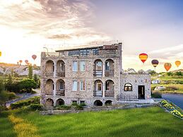 Ala Stone Hotel