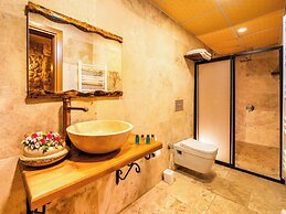 Ala Stone Hotel