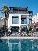 Art & Interiors