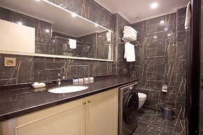 Princely Suites
