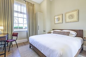 Oak & Poppy Apartments