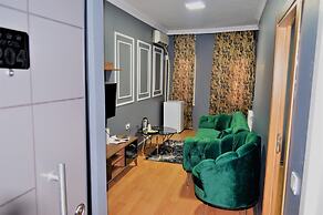 Vip Suit