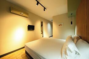 Polek Hotel