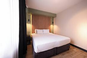 Polek Hotel