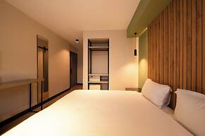 Polek Hotel
