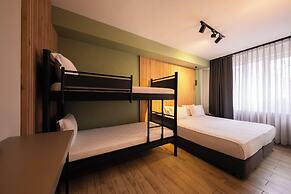 Polek Hotel