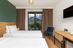 Intourist Kazbegi