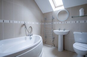 Knights Rest - 4 Bedroom - Princes Gate